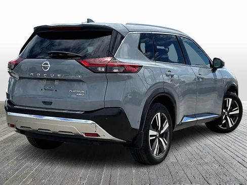 Used 2021 Nissan Rogue Platinum image 11