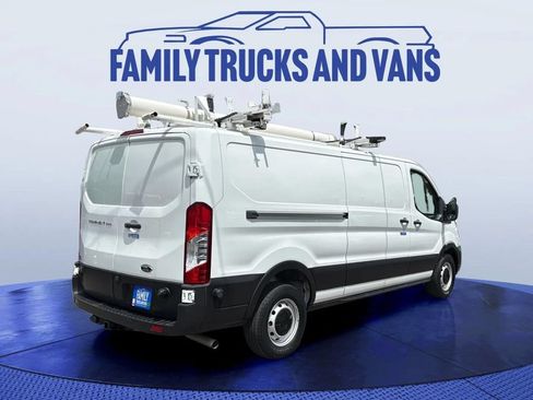 Used 2020 Ford Transit 250 Low Roof RWD image 5