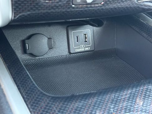 Used 2019 Nissan Pathfinder SV w/ Rock Creek Edition AWD/4WD image 23