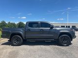 Used 2022 Toyota Tacoma Limited image 5