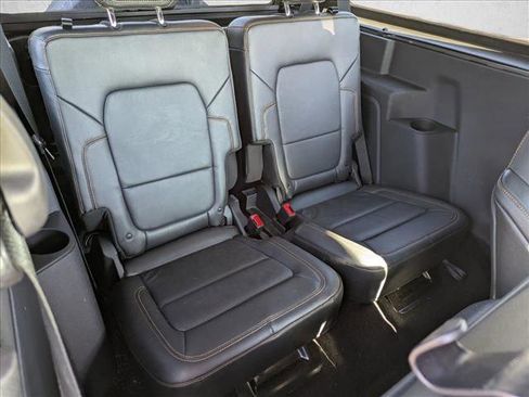 Used 2023 Ford Bronco Badlands image 18