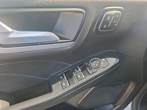 Used 2024 Ford Escape Platinum AWD/4WD image 21