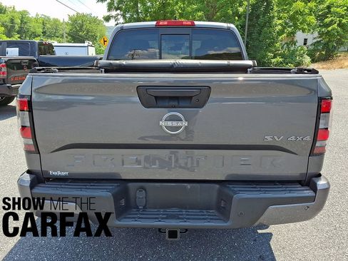 Used 2022 Nissan Frontier SV AWD/4WD image 9