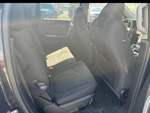 Used 2010 GMC Acadia SL image 10