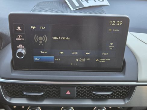 Certified 2025 Acura ADX A-Spec image 21