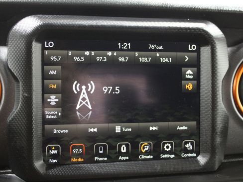 Used 2020 Jeep Gladiator Mojave image 12