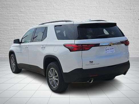 Used 2023 Chevrolet Traverse LT AWD/4WD image 3
