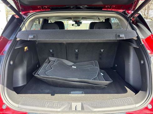 Used 2025 Buick Encore GX Sport Touring w/ Advanced Technology Package image 8