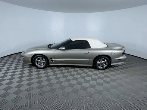 Used 2002 Pontiac Firebird Trans Am image 5