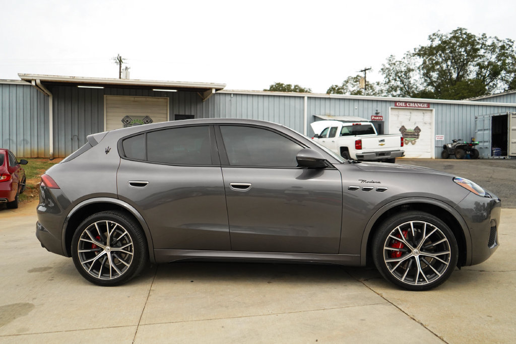 Used 2023 Maserati Grecale Modena AWD/4WD image 3