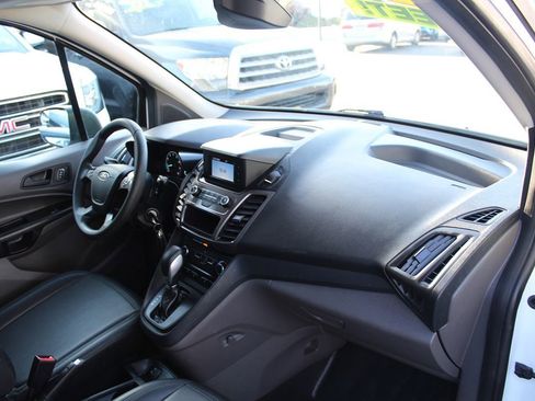 Used 2022 Ford Transit Connect XL FWD image 19