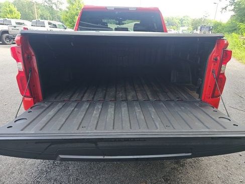 Used 2022 Chevrolet Silverado 1500 Custom w/ Rally Edition AWD/4WD image 7