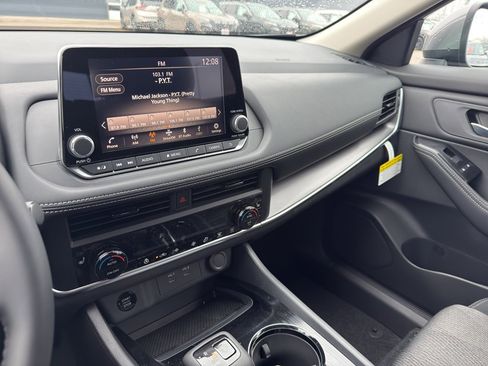 New 2026 Nissan Rogue SV image 21