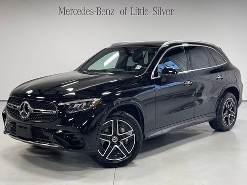 Certified 2026 Mercedes-Benz GLC 300 4MATIC image 1