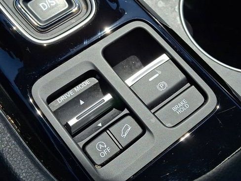 Used 2023 Honda Pilot Touring image 25