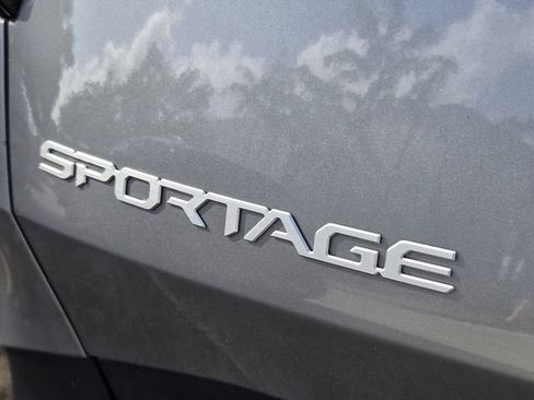 Used 2024 Kia Sportage LX image 11