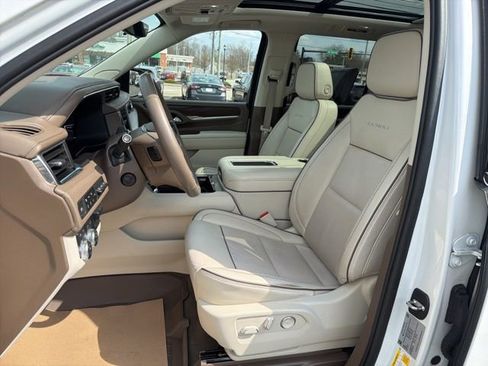Certified 2024 GMC Yukon Denali w/ Denali Reserve Package image 12