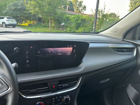 Used 2025 Buick Encore GX Preferred FWD image 30