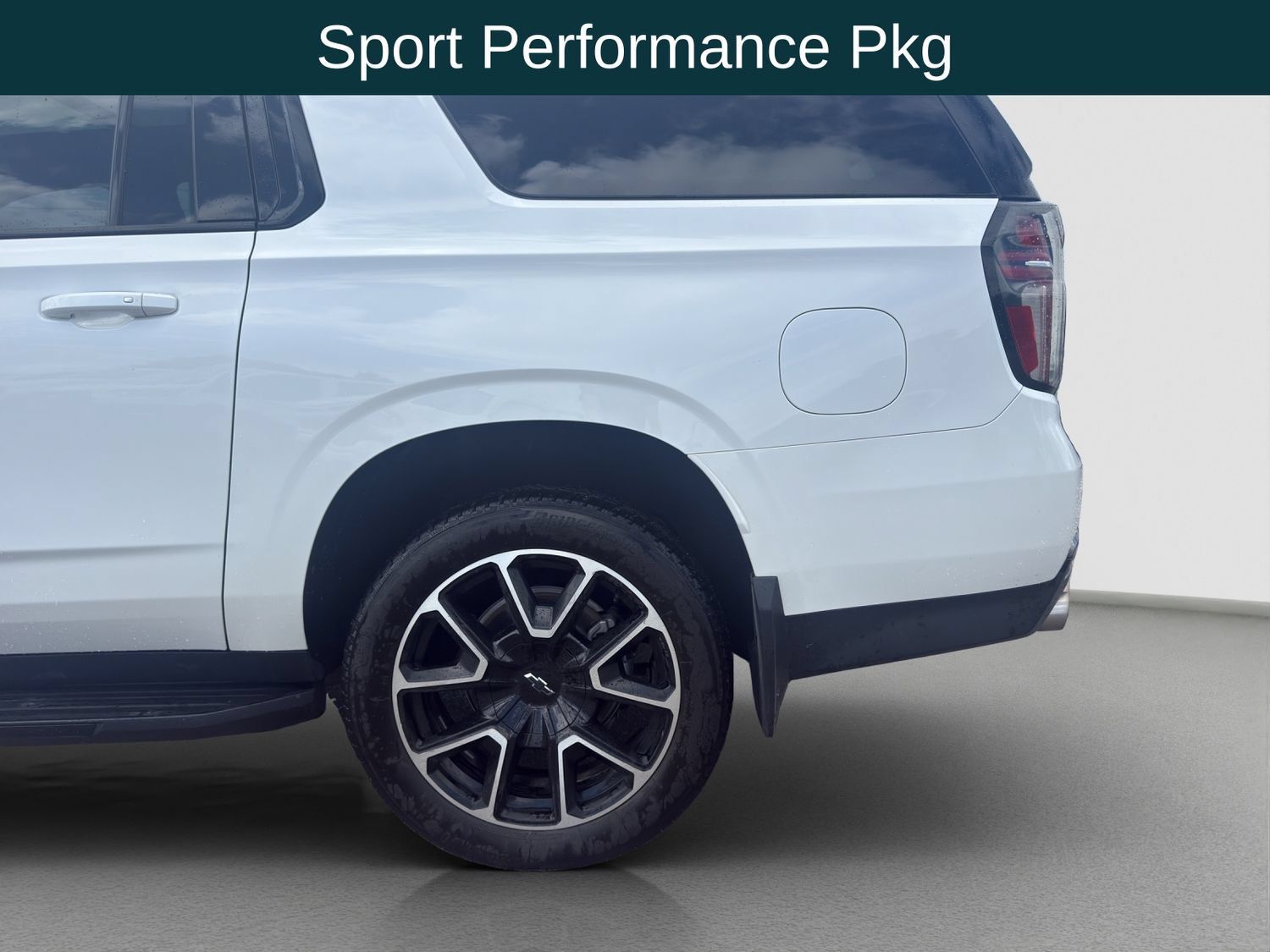 Used 2023 Chevrolet Suburban RST w/ Sport Performance Package AWD/4WD image 22