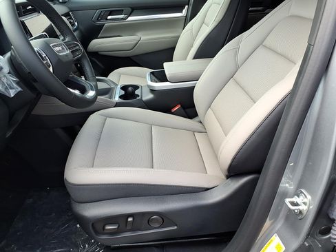 New 2026 GMC Terrain Elevation w/ Elevation Premium Package AWD/4WD image 12