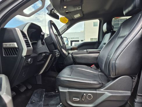 Used 2017 Ford F150 Lariat AWD/4WD image 24