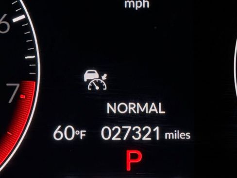 Used 2025 Honda Odyssey Sport-L image 15