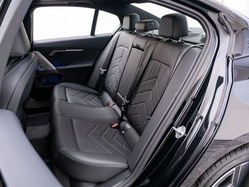 New 2026 BMW i5 M60 AWD/4WD image 20