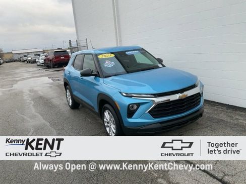 Certified 2025 Chevrolet TrailBlazer LS w/ LS Convenience Package image 1