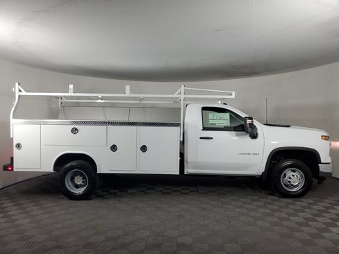 New 2026 Chevrolet Silverado 3500 W/T w/ WT Convenience Package RWD image 2
