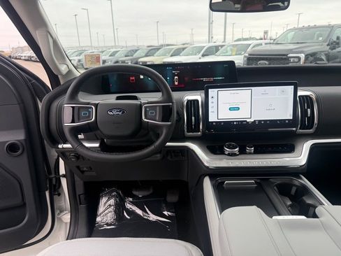 New 2026 Ford Expedition Platinum w/ Driver's Package image 14