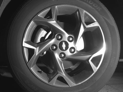 Used 2025 Chevrolet Trax LT FWD image 12