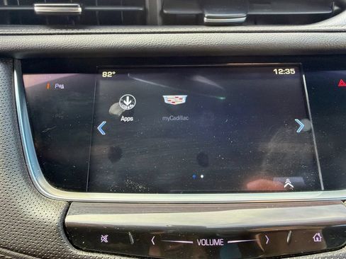 Used 2019 Cadillac XT5 FWD image 32