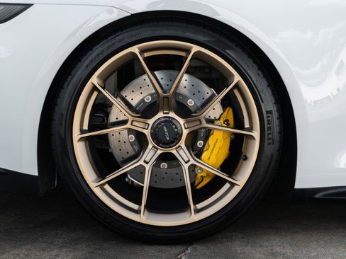 Used 2024 Porsche 911 GT3 image 31