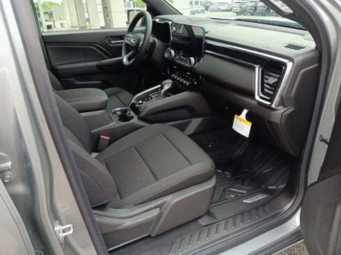New 2026 GMC Canyon Elevation RWD image 17