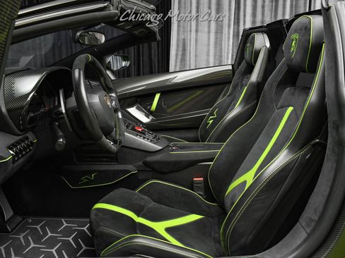 Used 2016 Lamborghini Aventador LP 750-4 Superveloce image 17