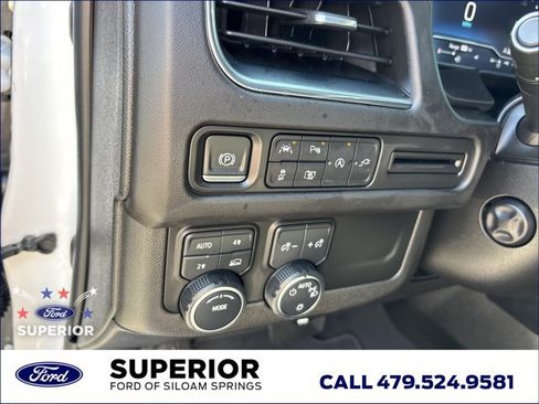 Used 2022 Chevrolet Suburban RST w/ Luxury Package AWD/4WD image 25