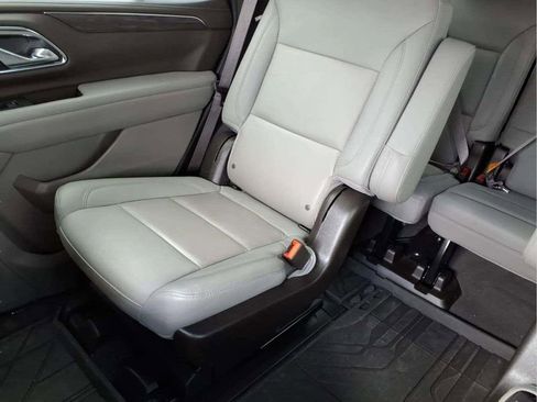 Used 2023 Chevrolet Tahoe Z71 w/ Off-Road Capability Package AWD/4WD image 16