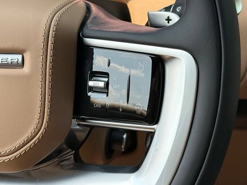 New 2026 Land Rover Range Rover Long Wheelbase SE AWD/4WD image 19