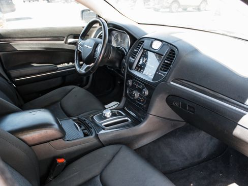 Used 2018 Chrysler 300 Touring w/ Sport Appearance Package RWD image 25
