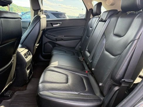 Used 2020 Ford Edge Titanium AWD/4WD image 8