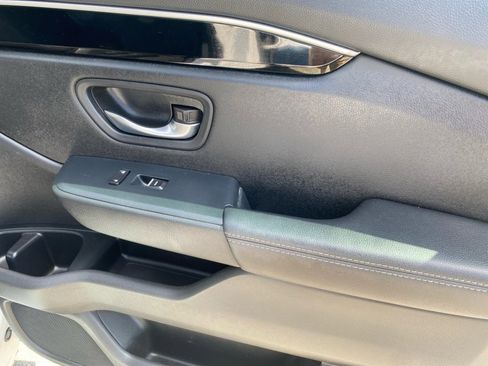 Certified 2025 Honda Pilot EX-L image 35