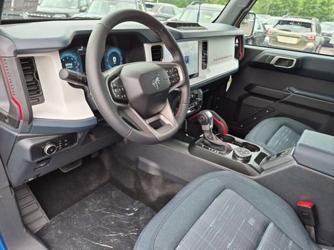 New 2026 Ford Bronco Heritage Edition AWD/4WD image 25