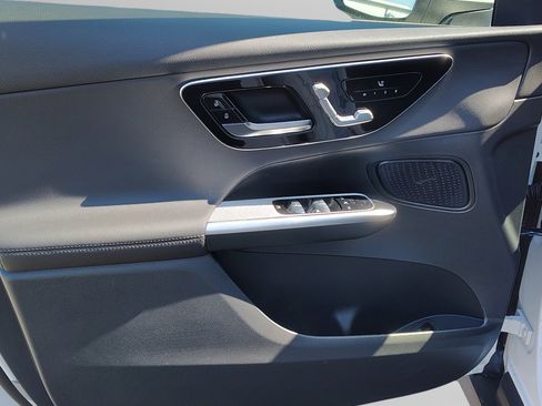 Certified 2026 Mercedes-Benz GLC 300 image 27