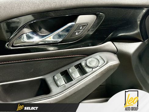 Used 2023 Chevrolet Traverse RS w/ LPO, Floor Liner Package AWD/4WD image 21