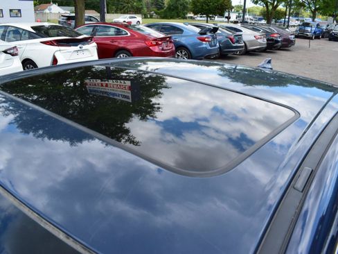 Used 2024 Subaru Legacy Premium AWD/4WD image 11