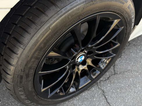 Used 2015 BMW 535i Gran Turismo RWD image 32