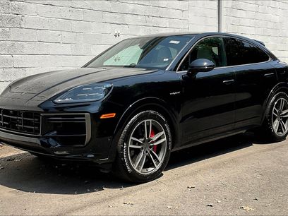 New 2025 Porsche Cayenne Turbo