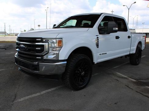 Used 2020 Ford F250 XLT AWD/4WD image 2