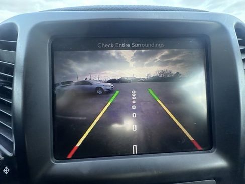 Used 2016 Jeep Cherokee High Altitude image 29