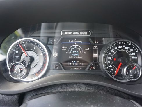 Used 2022 RAM 3500 Big Horn w/ Level A Equipment Group AWD/4WD image 6